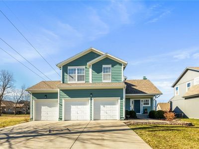 16322 S Stagecoach St, Olathe, KS, 66062