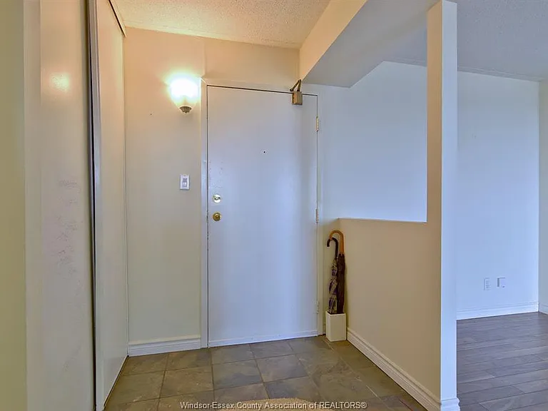 150 Park St W #1812 — Photo 6