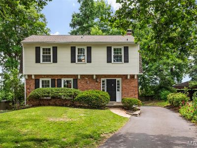 8562 Colonial Ln, Saint Louis, MO, 63124