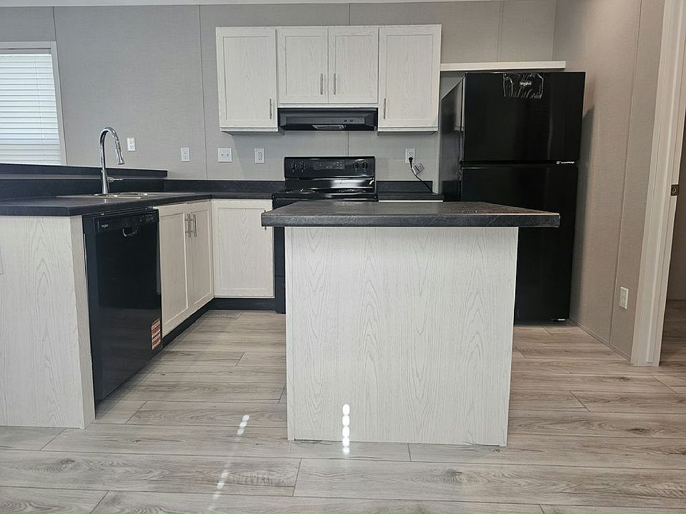 1st image of 5101 Redwood Dr N #5101RN
