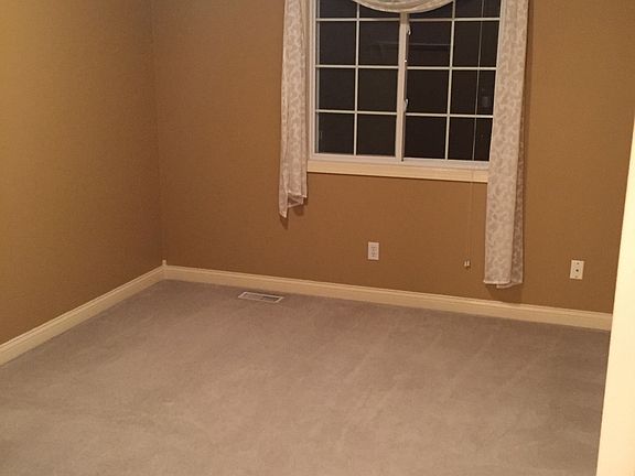 4th image of 5578 Burlingame Ave SW