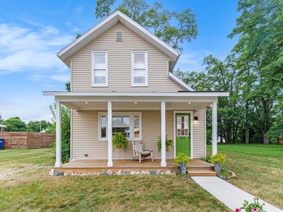 510 S Bridge St, Elk Rapids, MI, 49629