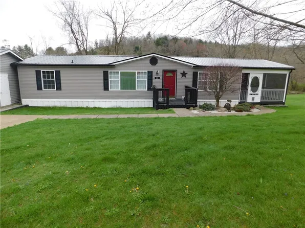 131 Valley Farm Dr, Waynesburg, PA 15370