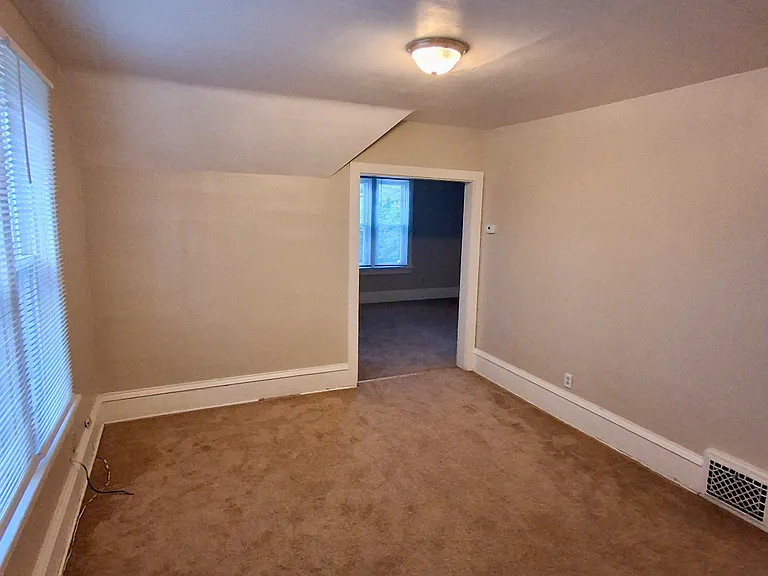 2713A S Herman St #A — Photo 9
