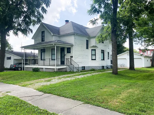 105 W 1st South St, Mount Olive, IL 62069