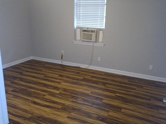 5th image of 5727 N Morgan Ln APT 2