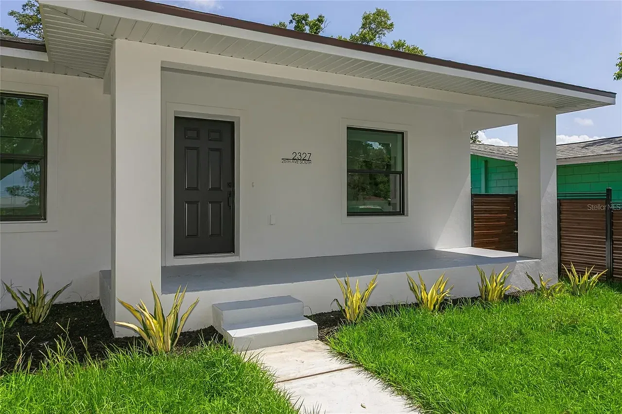 2 bed, 1100 sqft, $2,750 — Photo 2