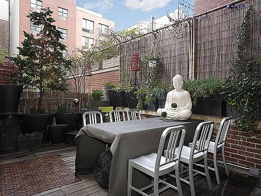 Rented by Town Residential | media 18