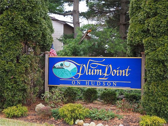 2nd image of 732 Hewitt Ln