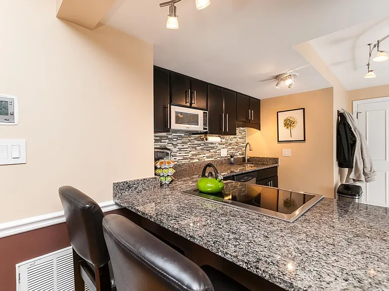 1101 Saint Paul St #210 — Photo 24