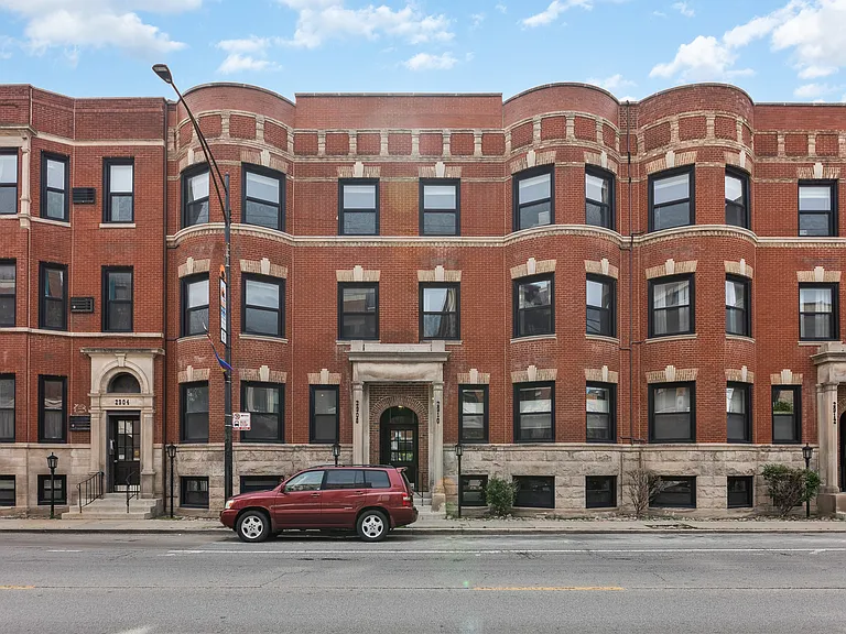 2910 N Halsted St #G — Photo 1