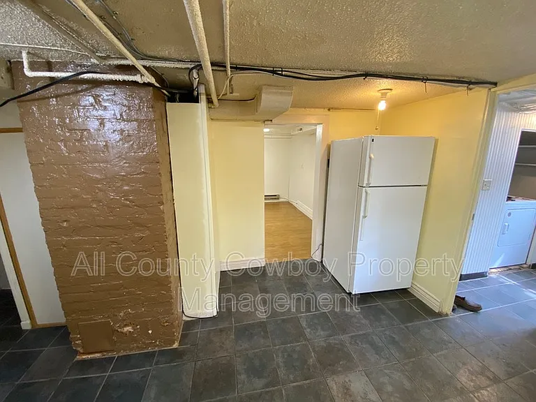 170 1/2 N 8th St — Photo 5