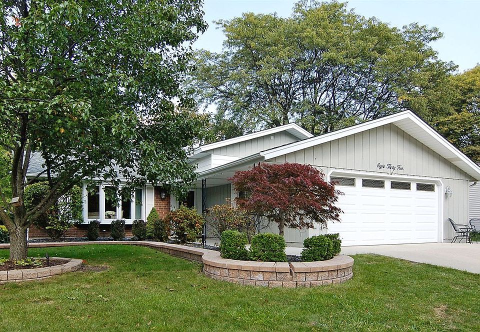 1st image of 834 Georgean Ln
