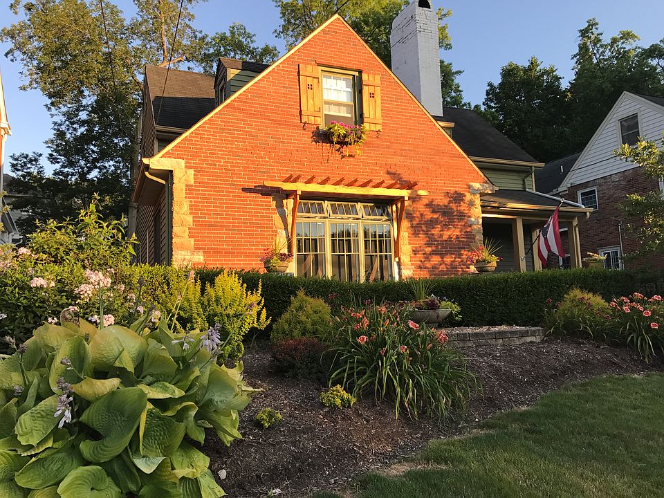 1st image of 20853 Morewood Pkwy