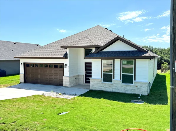 2717 San Gabriel Dr, Granbury, TX 76048