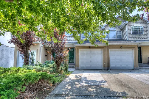 12 Yennicock Ave Photo 1