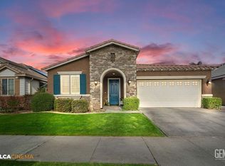 226 Bloomfield Dr, Bakersfield, CA