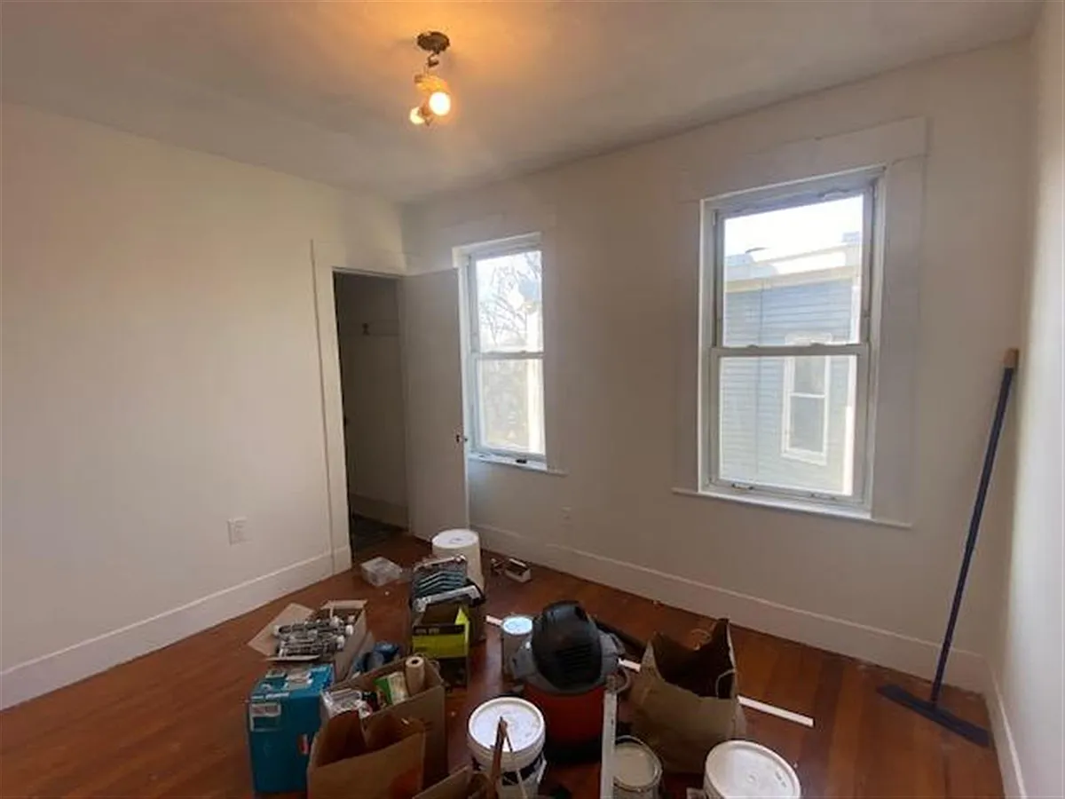 Building Photo - 59 Conwell Ave #2