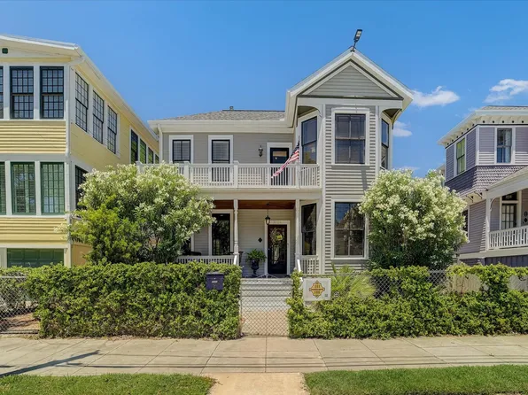 3024 Avenue O 1/2, Galveston, TX 77550