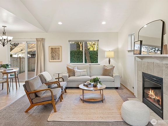 3rd image of 6931 6933 Sacramento Street SW