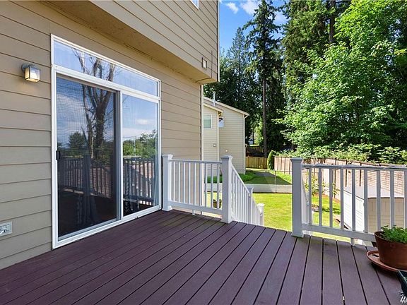 4th image of 12108 NE 108th Pl