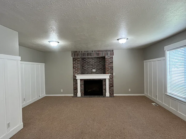 4077 S Clipper St — Photo 6