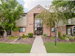 4540 Village Ct APT 8, Indianapolis, IN 46254