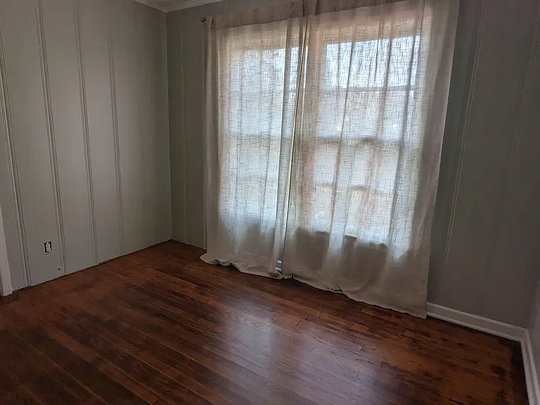 2417 S Kennedy Ave — Photo 51