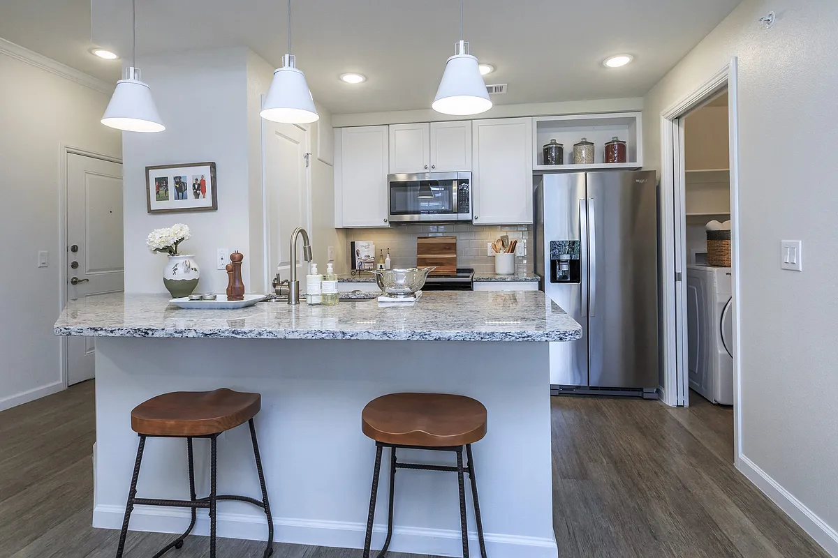 Building Photo - Anthem at Ledge Stone