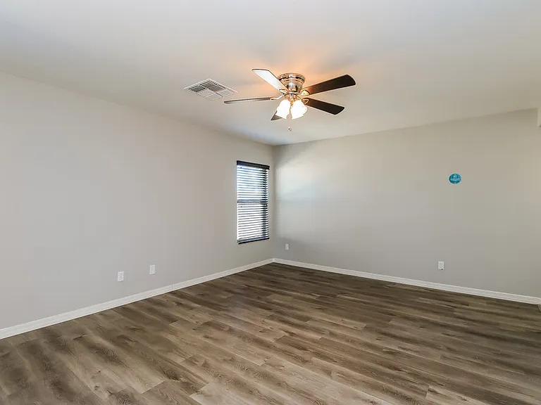 10826 E Calypso Ave — Photo 11