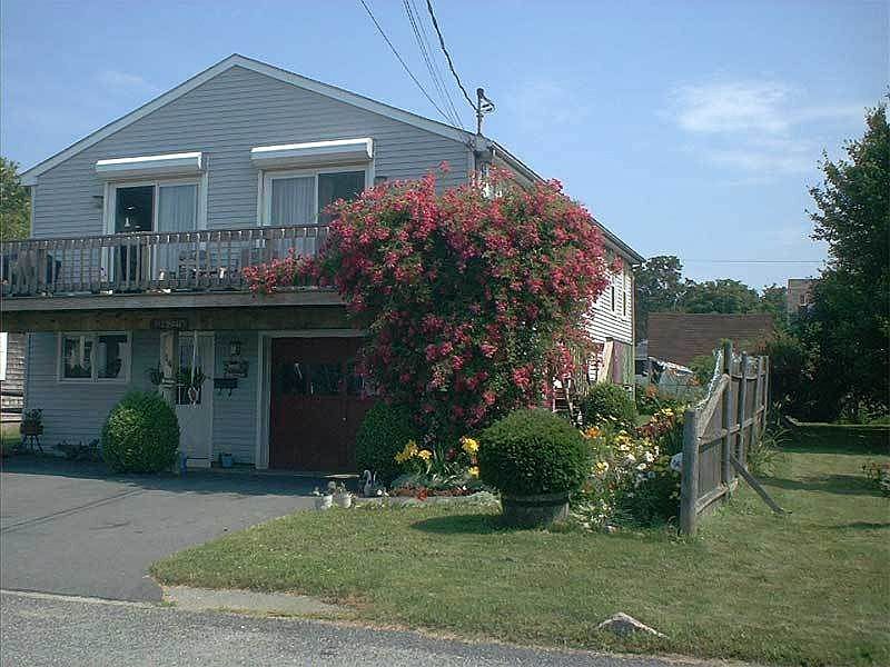 14 Bayview Ave, Fairhaven, MA 02719 Zillow