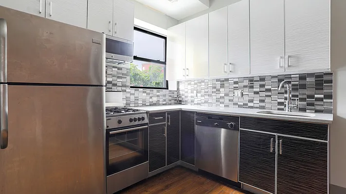 Rented by Nooklyn NYC LLC | media 6