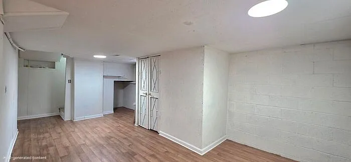 5490 Glenview Dr — Photo 12