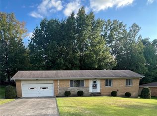 1064 Shepard Hills Blvd, Macedonia, OH 44056