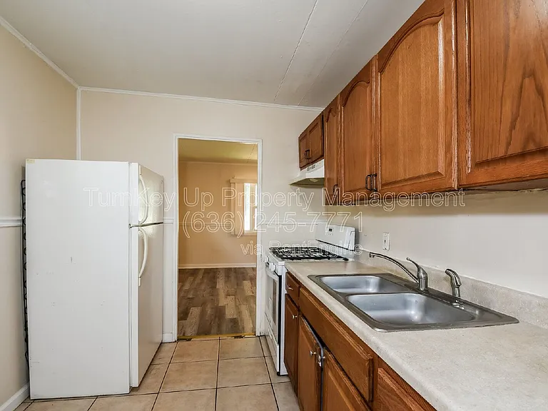 110 Paul Ave — Photo 7