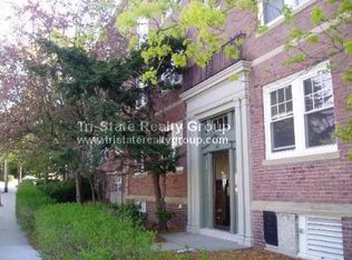 183 Kent St APT 2, Brookline, MA 02446