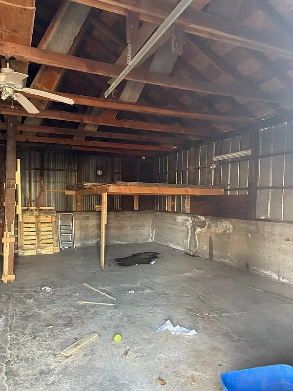 Studio, $1,000 — Photo 3