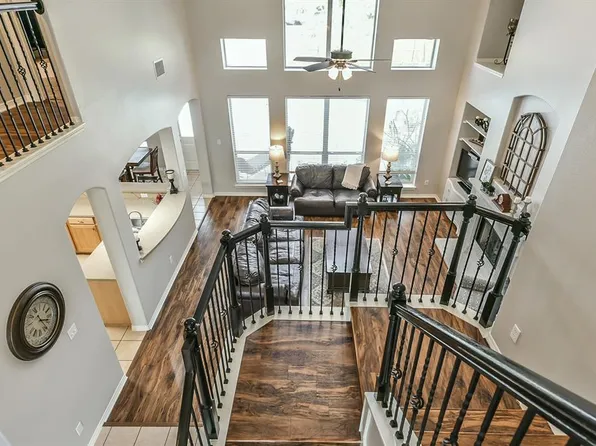 2437 Piney Point Dr, Deer Park, TX 77536