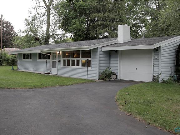 2nd image of 2939 W Lincolnshire Blvd