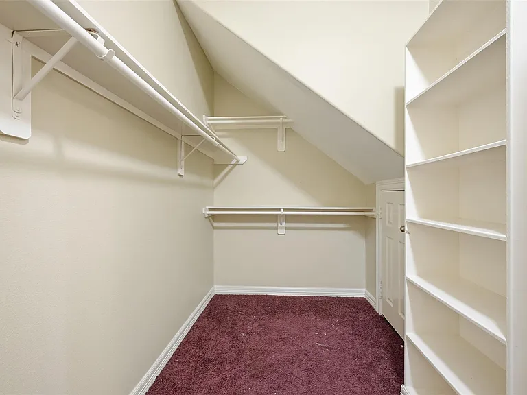 25203 Oak Villa Dr — Photo 25