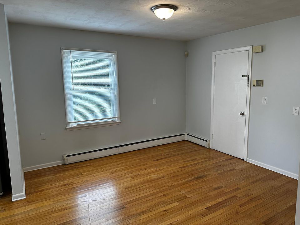 Dining Rm, Entry