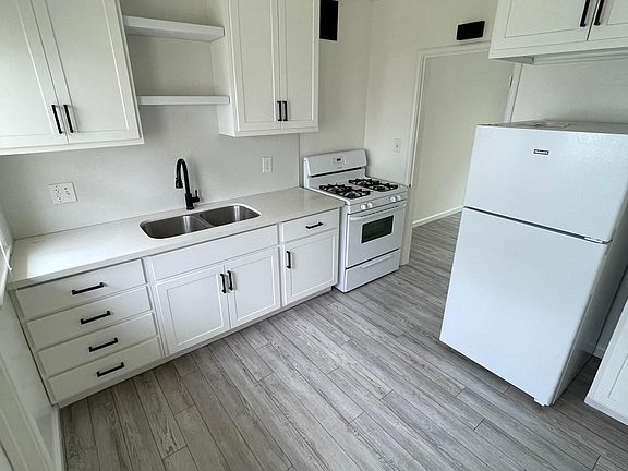 4th image of 301 Bay Shore Ave APT F