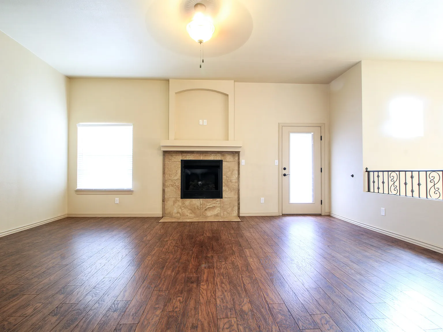 2 bed, 1515 sqft, $1,800 — Photo 4
