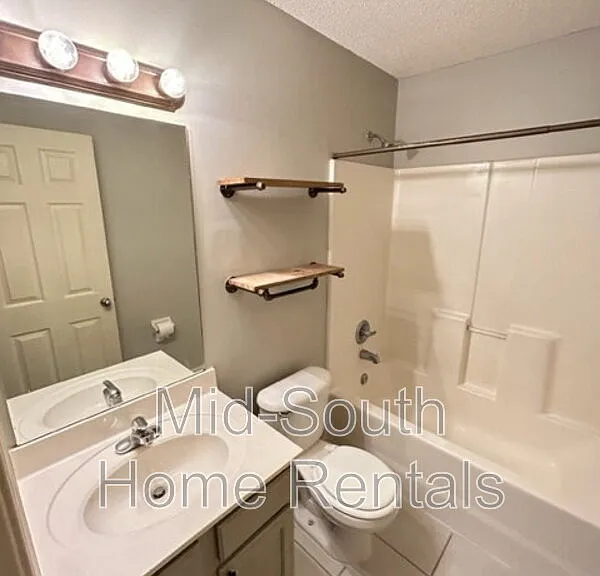 11817 Village Center St — Photo 15