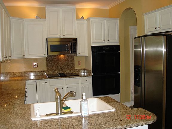 Granite and Stainless Steel Kitchen