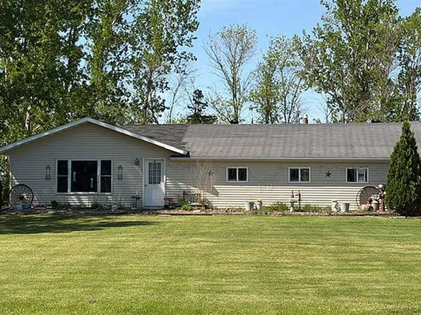 15356 280th St S #E, Mentor, MN 56736