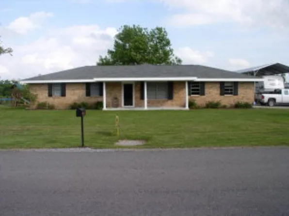 164 E 25th St, Larose, LA 70373