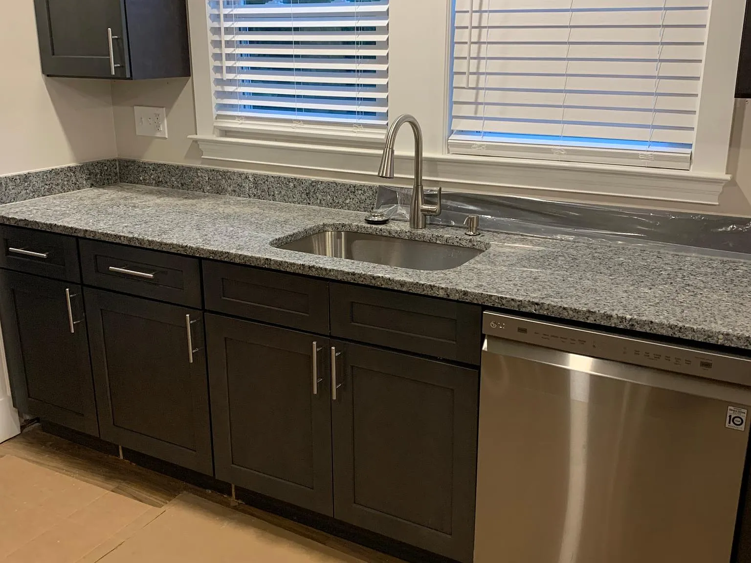 2 bed, 1.5 bath, 1150 sqft, $3,000 — Photo 4