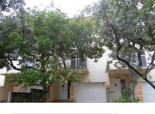 304 Oak St, Hollywood, FL 33019