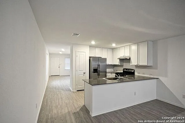 4 bed, 2.0 bath, 1627 sqft, $1,595 — Photo 3